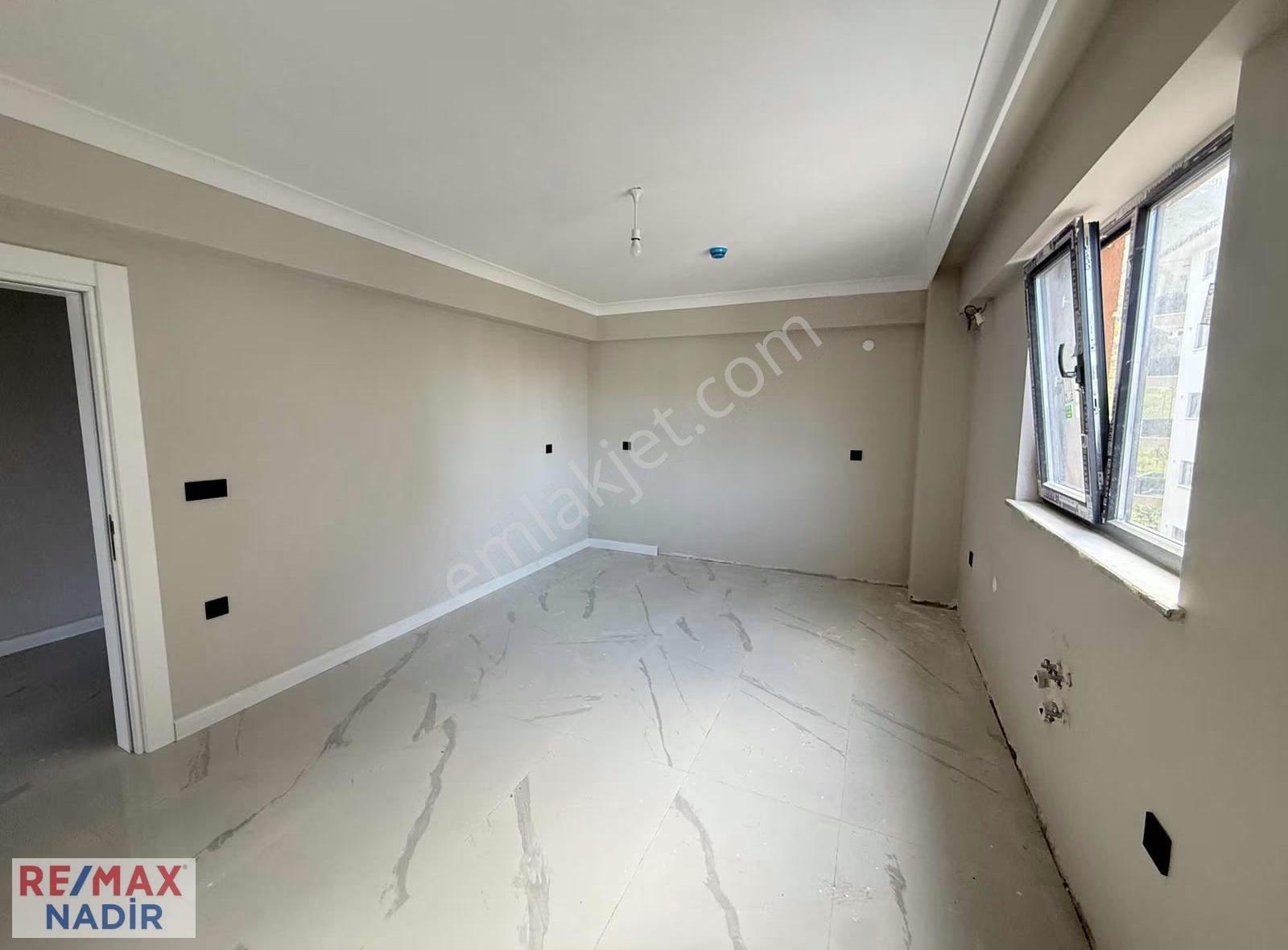 Deniz Manzaralı 170 M² Ayrı Mutfaklı Satılık 3+1 Daire - Görsel 8