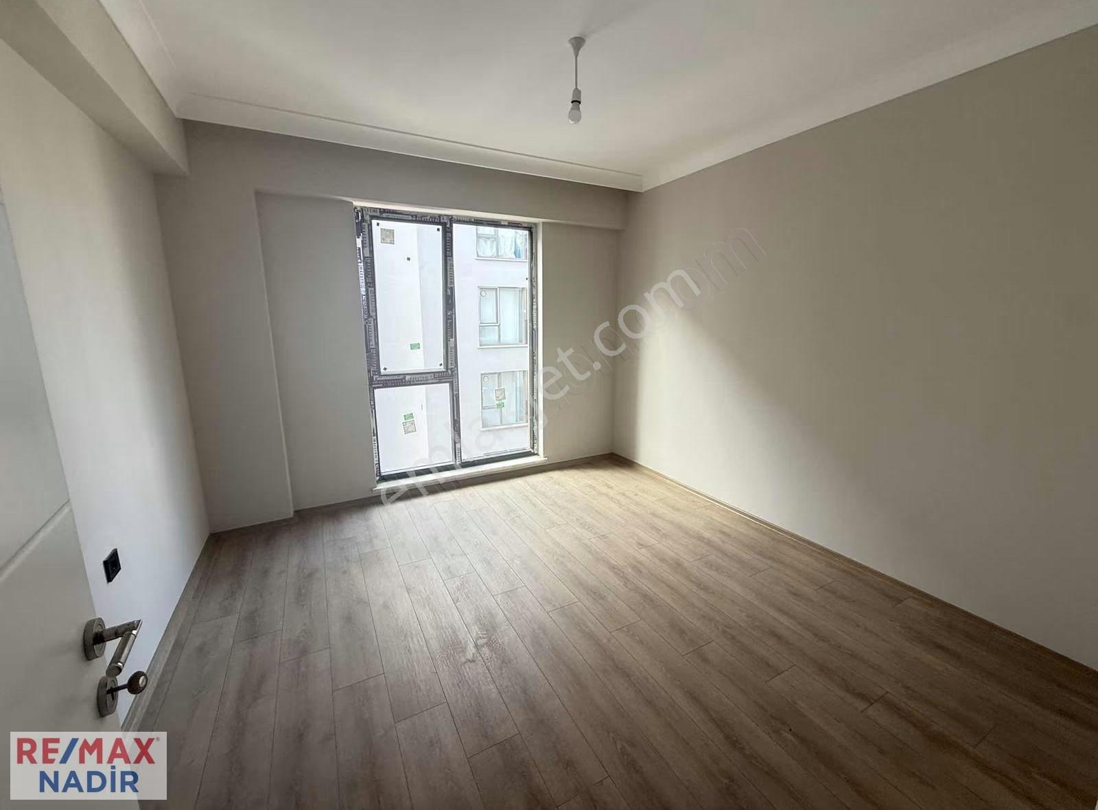 Deniz Manzaralı 170 M² Ayrı Mutfaklı Satılık 3+1 Daire - Görsel 11