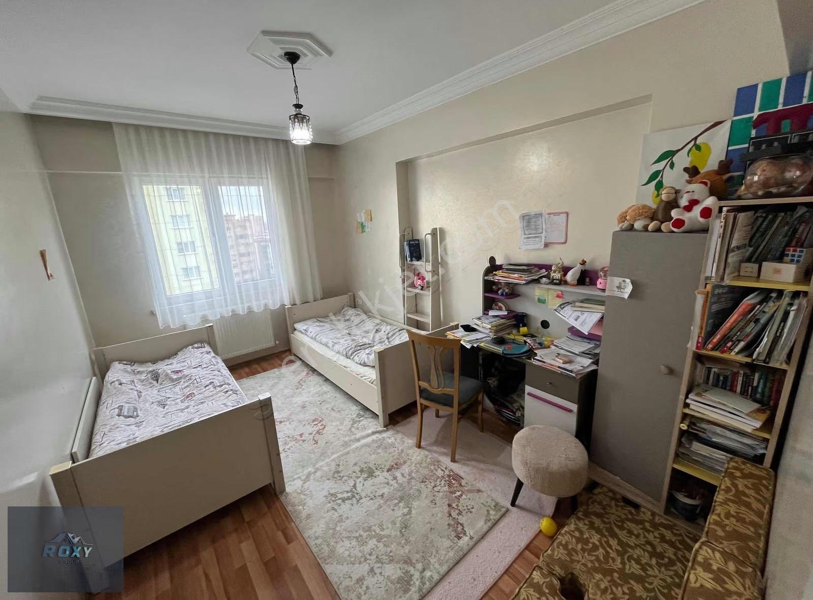 Roxy Group'tan Karataş Merkez'de 3+1 Ara Kat Bakımlı Daire ! ! - Görsel 9