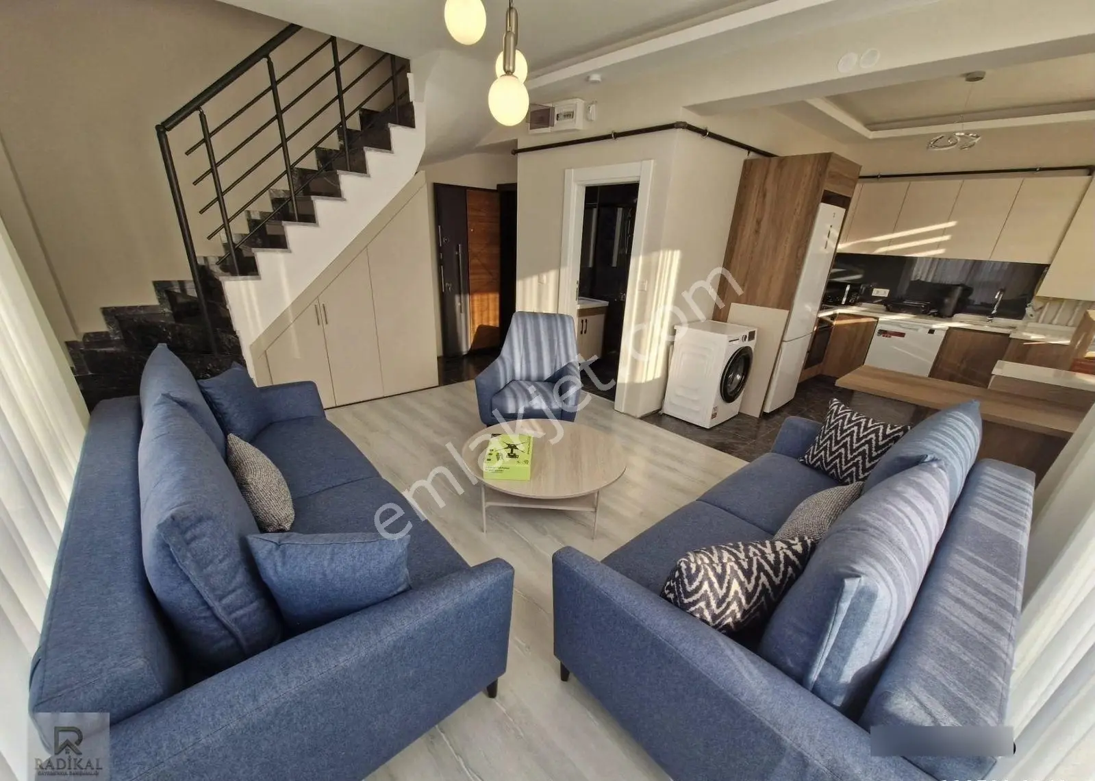 Gölbaşı İncek Mahallesinde Sıfır Yapı Full Eşyalı 2+1 Satılık Yatırımlık Dubleks Daire .......