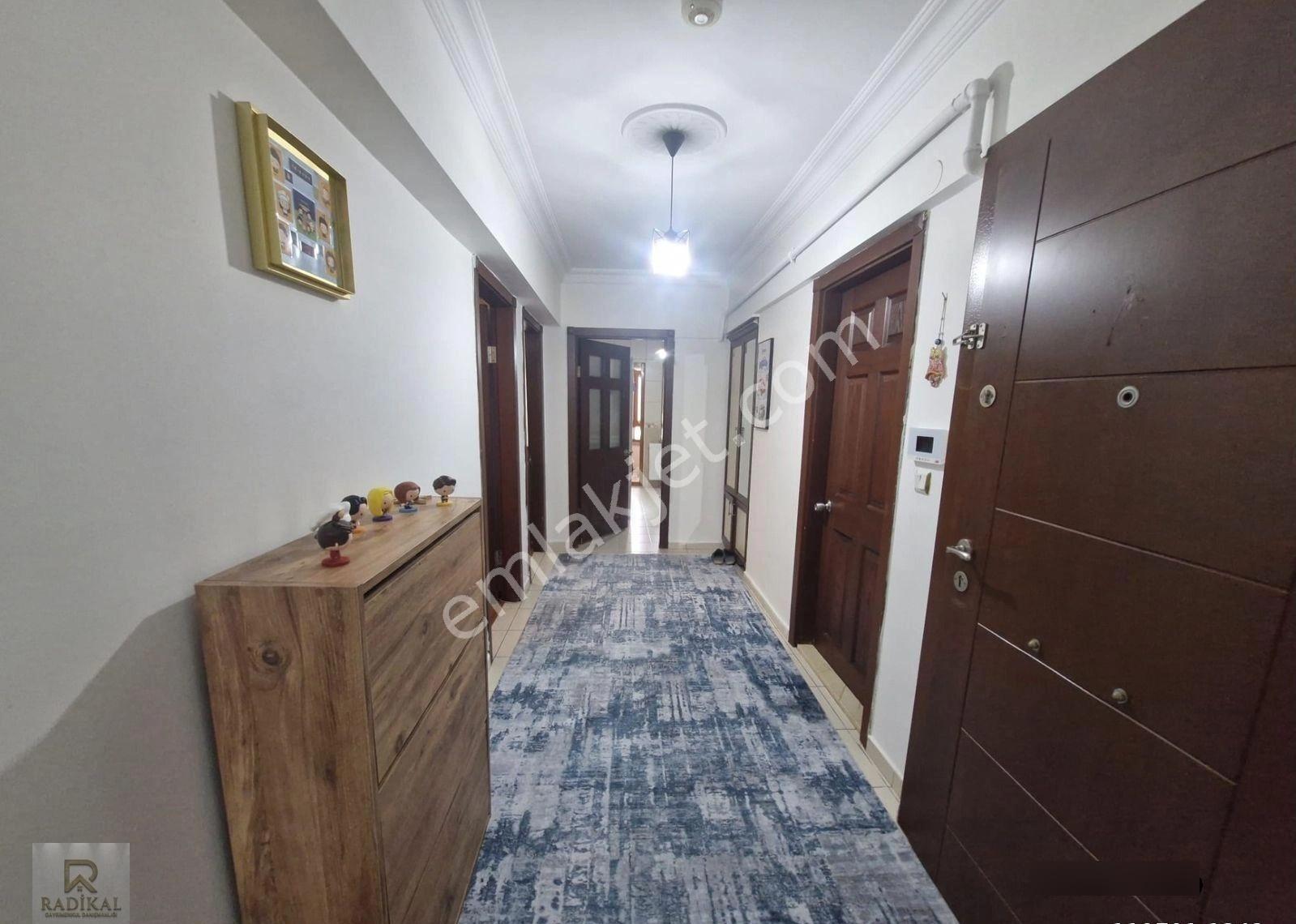 Kırkkonaklar Mahallesi 371. Cadde Üstü Asansörlü Ara Kat Satılık 3+1 Kupon Daire .........