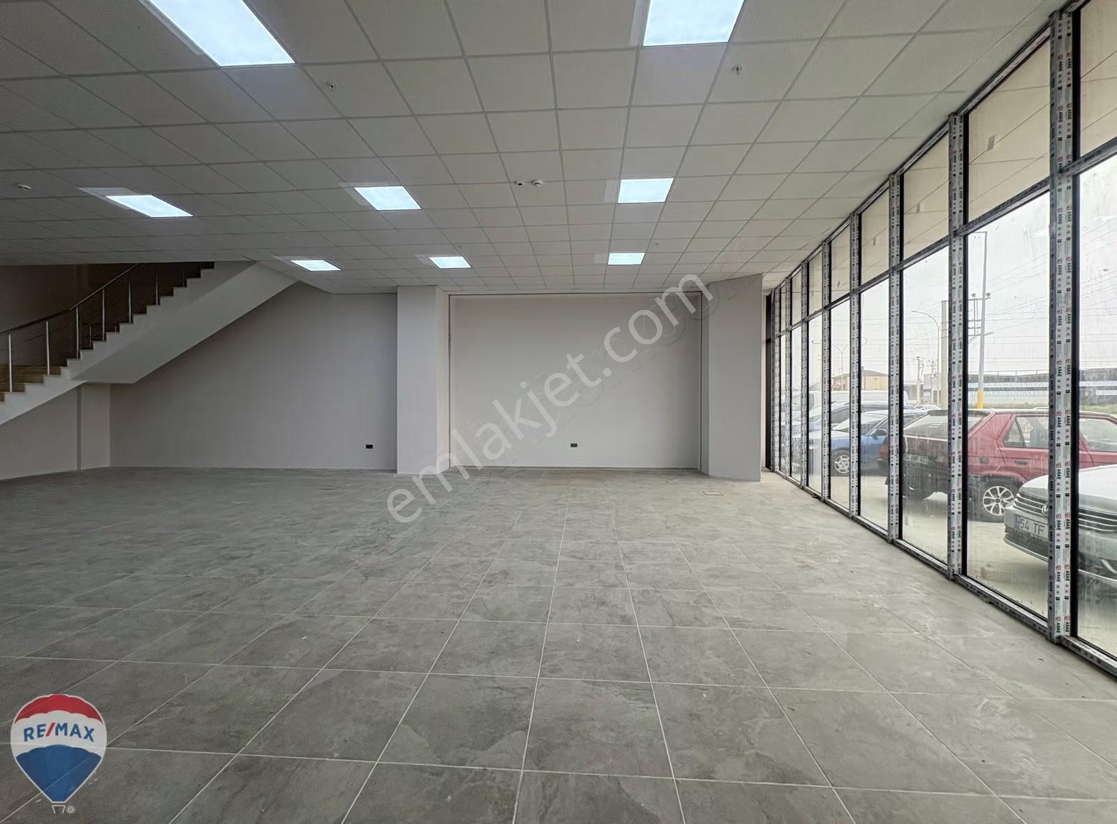 Remax Mavi'den 1.osb Bölgesinde Ana Cadde Üzeri 2 Katlı Dükkan - Görsel 23