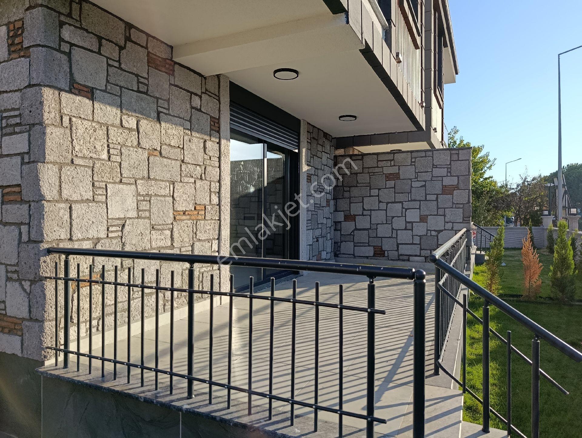 Taş Emlak'tan Plaja Yakın Site İçinde Sıfır Villa - Görsel 24