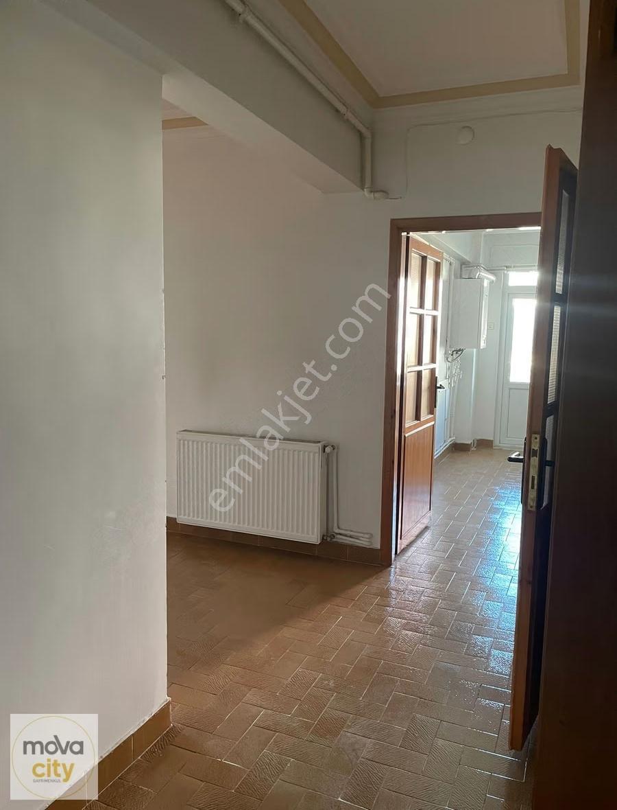 Bahçelievler Bahar Caddesinde 3+1 Kiralık Daire - Görsel 30