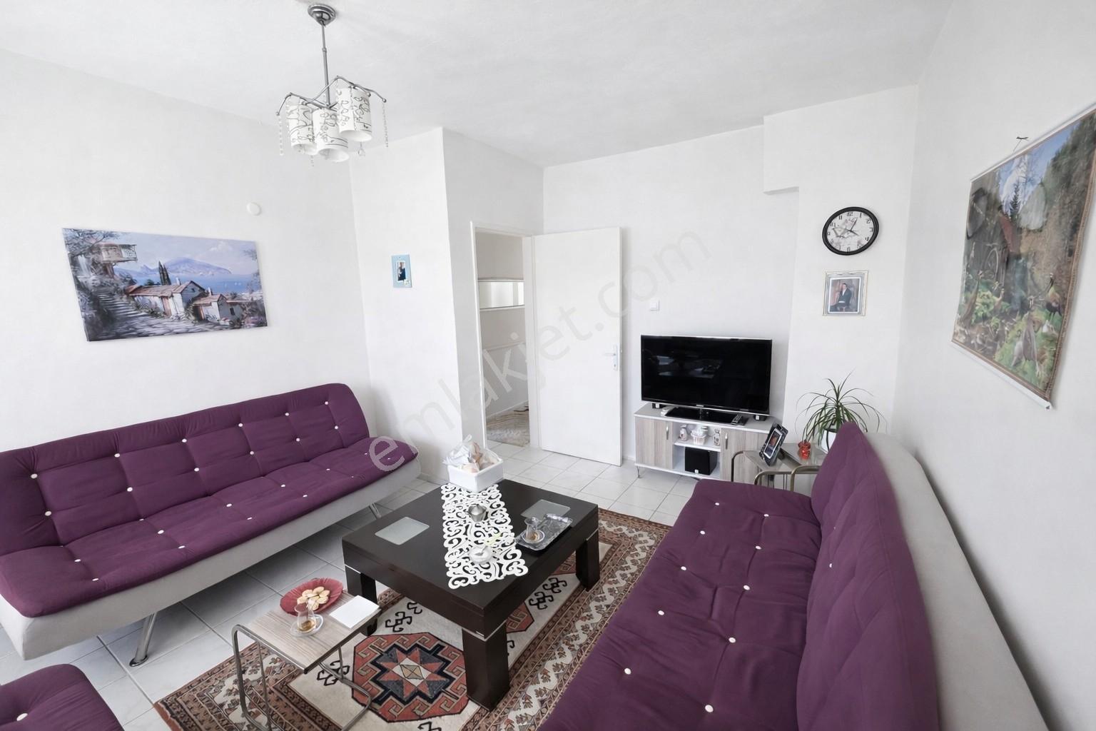 Rota'dan | Site İçerisinde | Bakımlı | Köşe Konum 3+1 Daire - Görsel 3