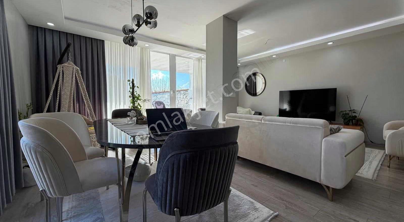 Alya Gayrimenkul Alaçatı Göbenede Havuzlu 3+1 Villa - Görsel 14