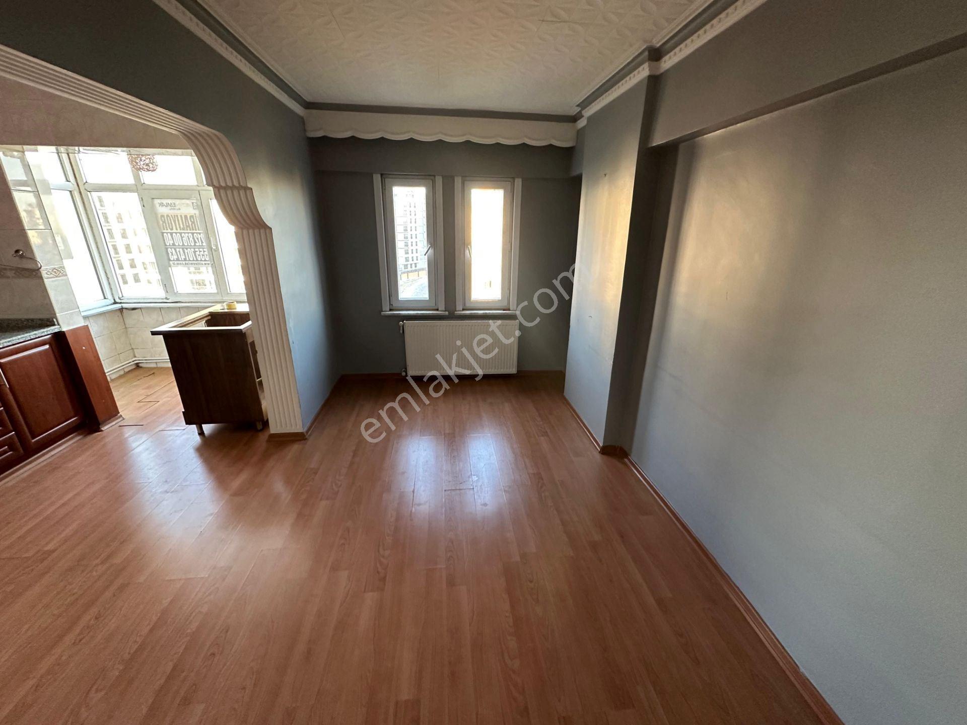 Beylikdüzü Marmara Mahallesinde 3+1 120 M2 Site İçinde Kiralık Daire - Görsel 20