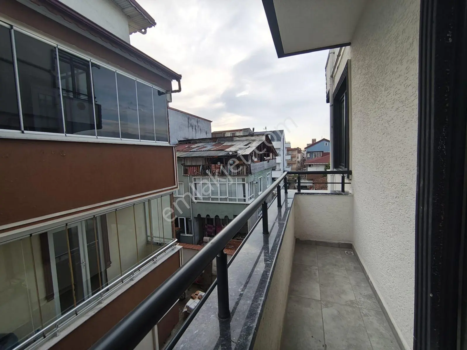 Kartepe İstasyonda Kiralık 2+1 Lüx Çatıdublex - Görsel 4