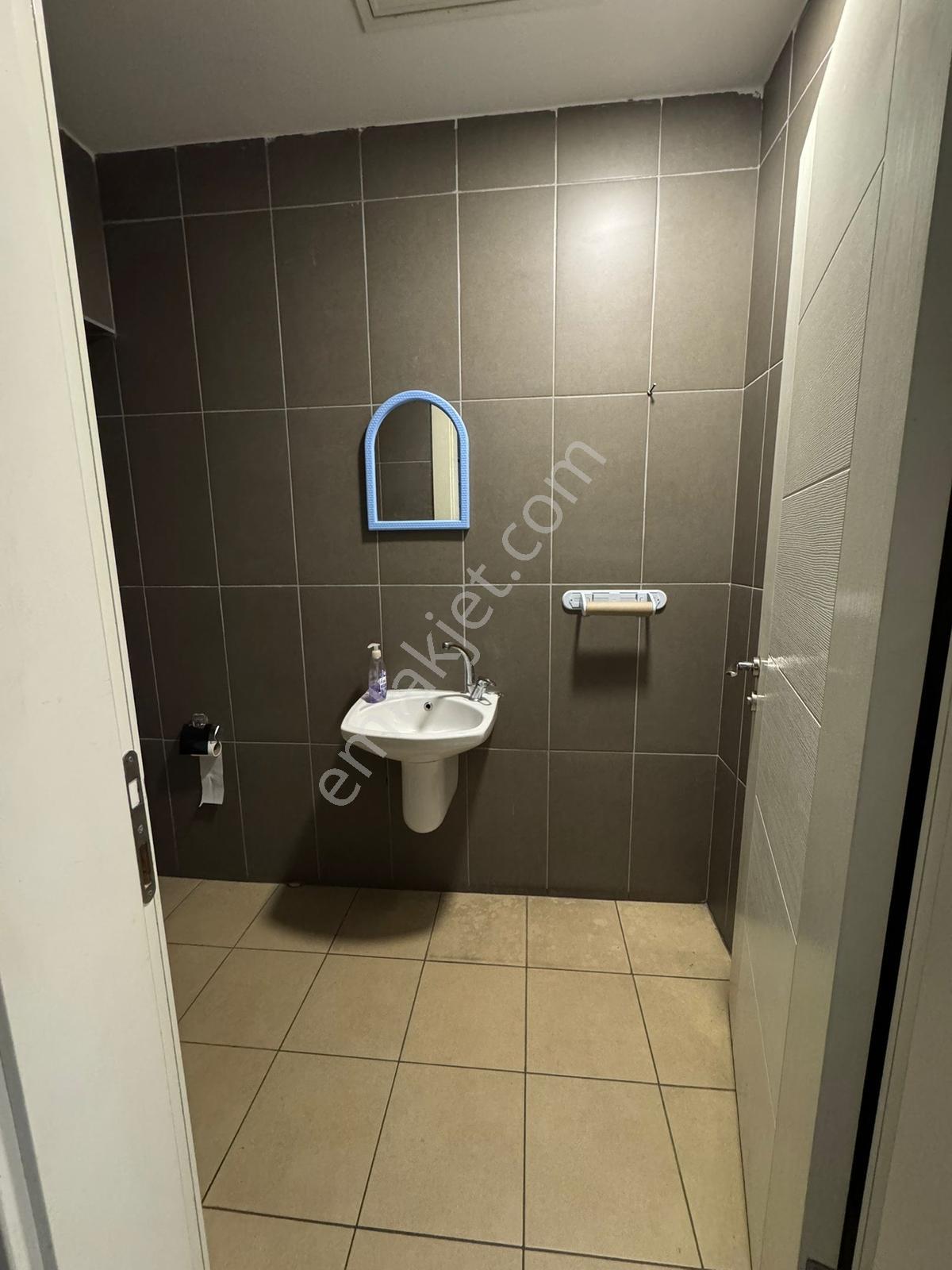 Otonomide Güzel Konumda Galeri Showroom - Görsel 5