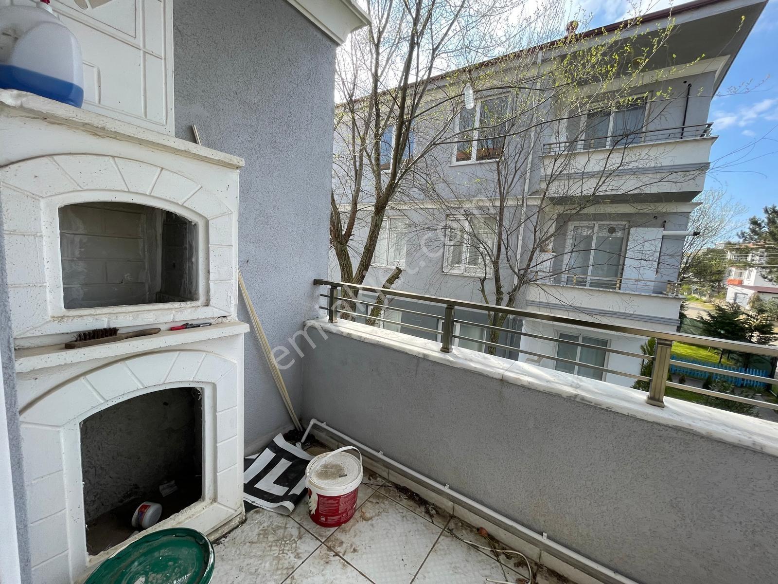 Karasu Vizyon Emlaktan Havuzlu Sitede 2+1 Arakat Daire - Görsel 9