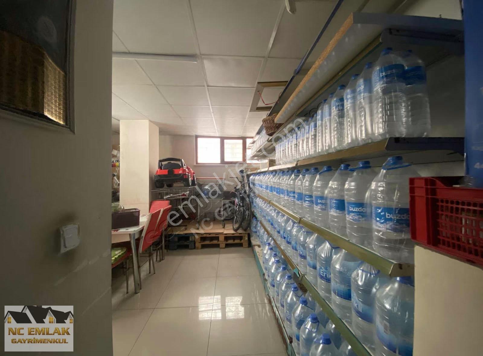 Ümraniye Cengiz Topel Caddesin'de 120m2 Satılık Dükkan - Görsel 17