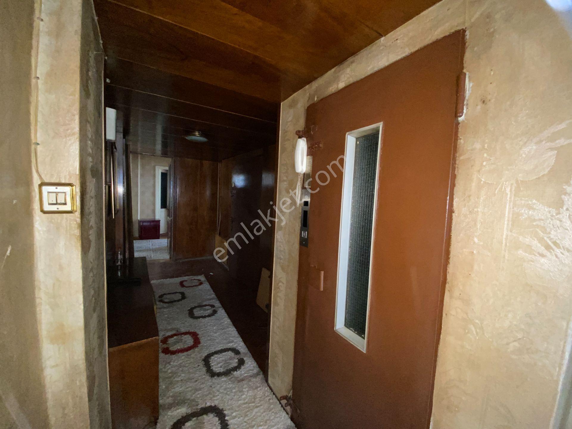 Vatan Caddesinde 160 M2 Satılık 3+1 Daire Fatih/akşemsettin - Görsel 24