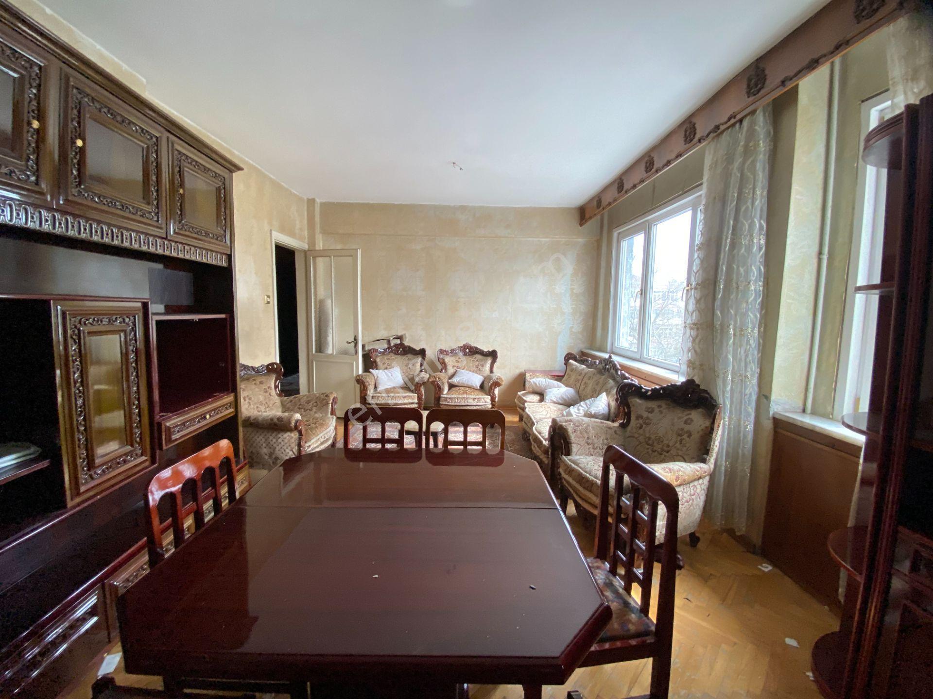 Vatan Caddesinde 160 M2 Satılık 3+1 Daire Fatih/akşemsettin - Görsel 22