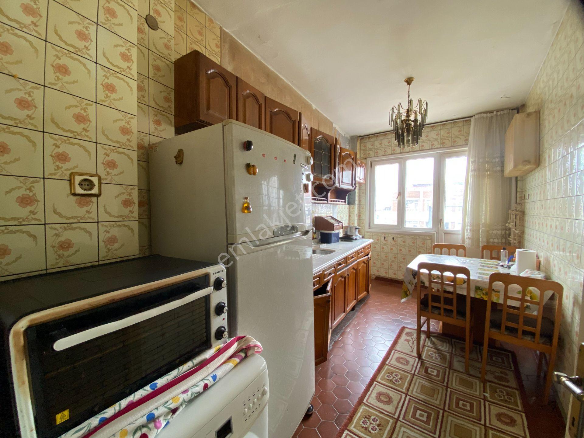 Vatan Caddesinde 160 M2 Satılık 3+1 Daire Fatih/akşemsettin - Görsel 16