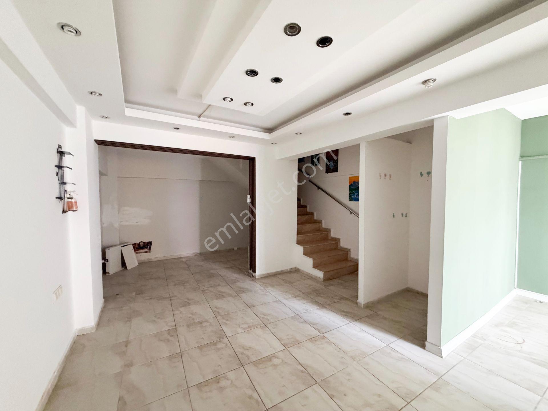 Galeri Katlı 105 M Ömürevleri Mevkiinde Kiralık İşyeri - Görsel 8