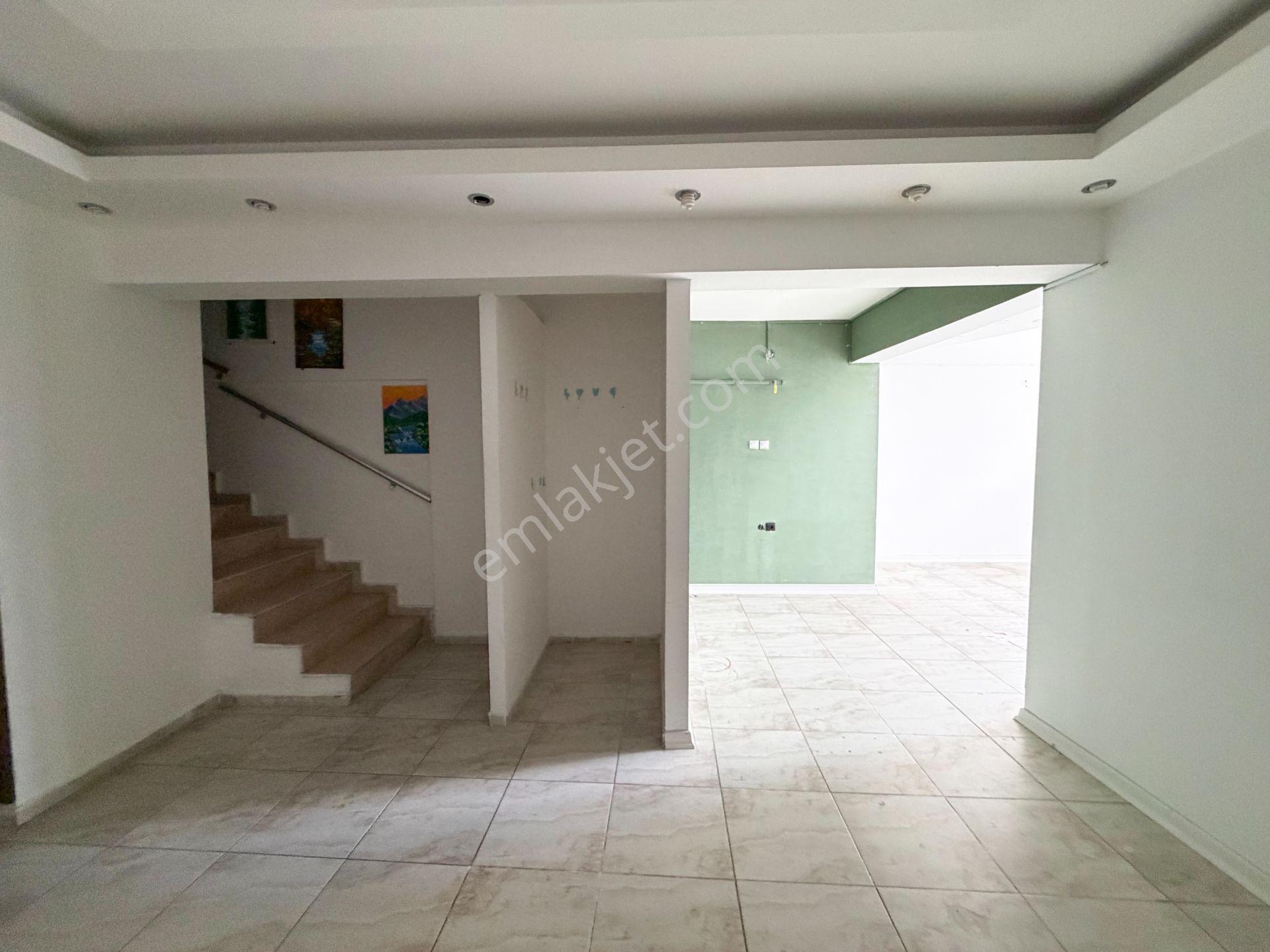 Galeri Katlı 105 M Ömürevleri Mevkiinde Kiralık İşyeri - Görsel 9