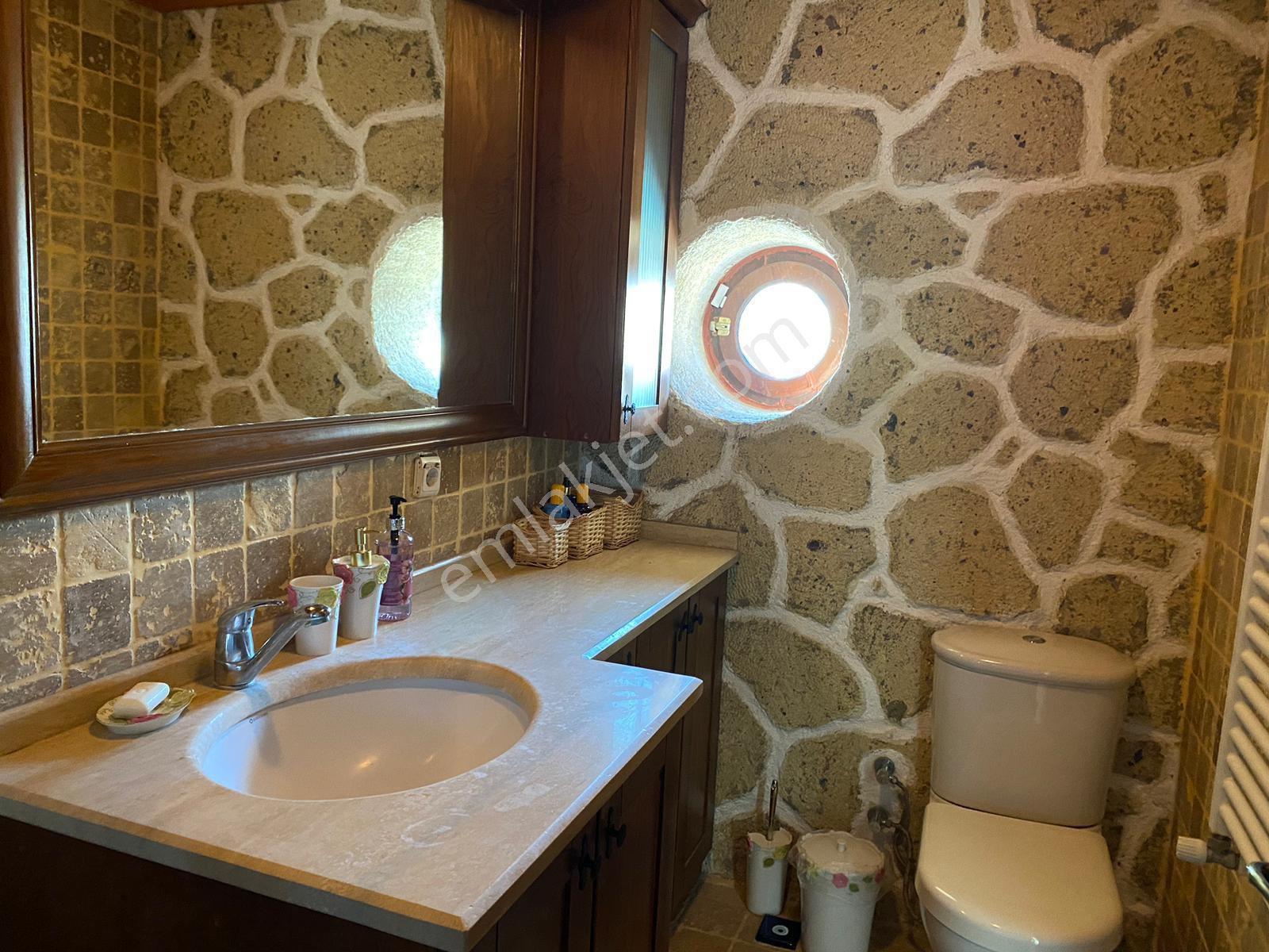 Çeşme Alaçatı'da Butik Sitede Satılık 3+1 Dubleks - Görsel 23