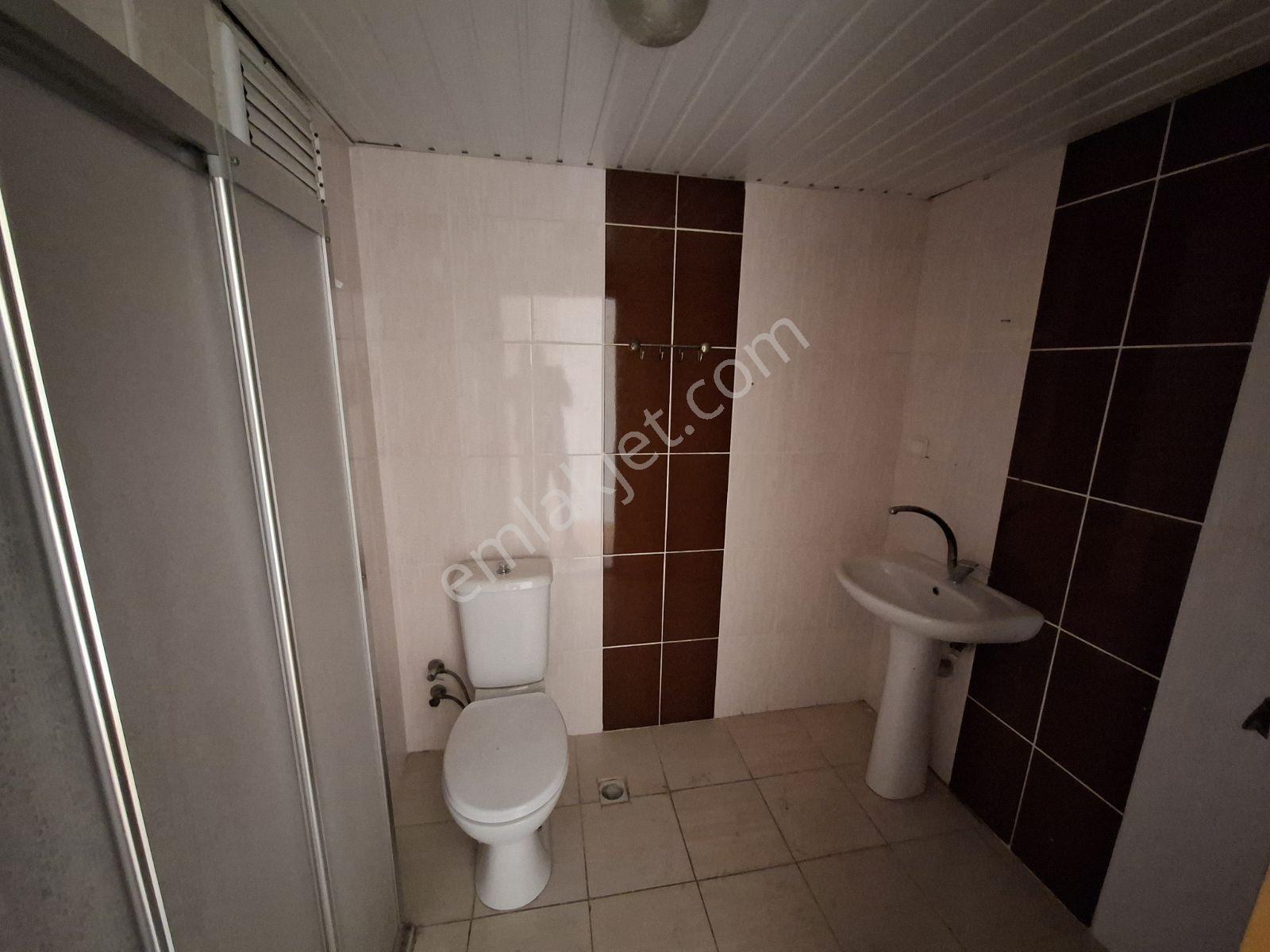 Atıcı'dan Cadde Üstü İskanlı Geniş Kombili 3+1 Kiralık - Görsel 10