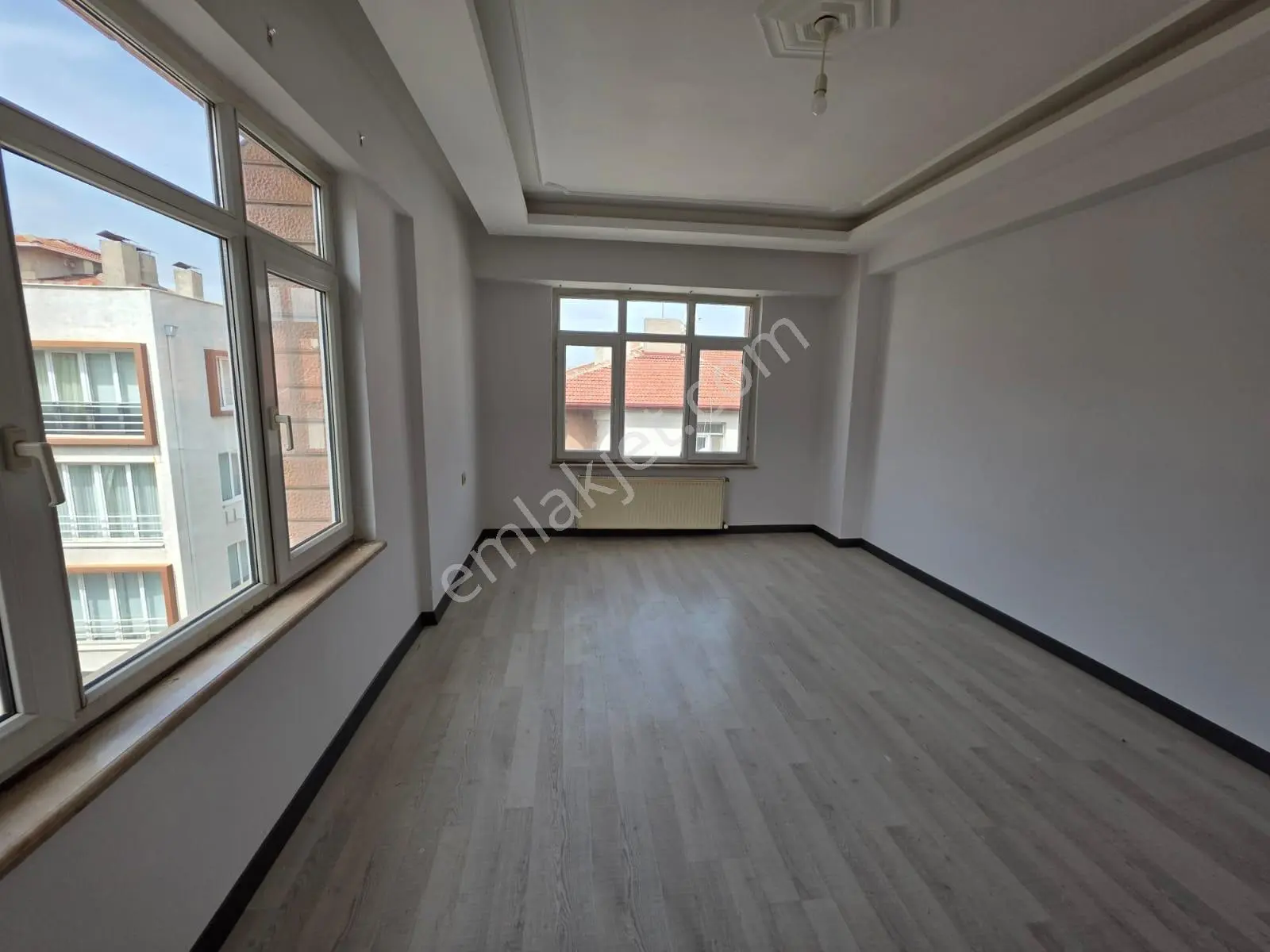 Şahintepesi'nden Gökmeydan'da Bakımlı 130m2 3+1 Dubleks Daire