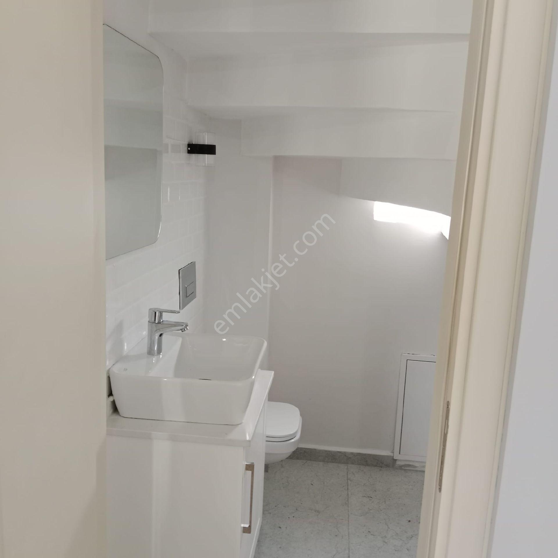 Urla İçmeler’de Deniz Havasında Yaşam Ve Konforlu Villa - Görsel 9