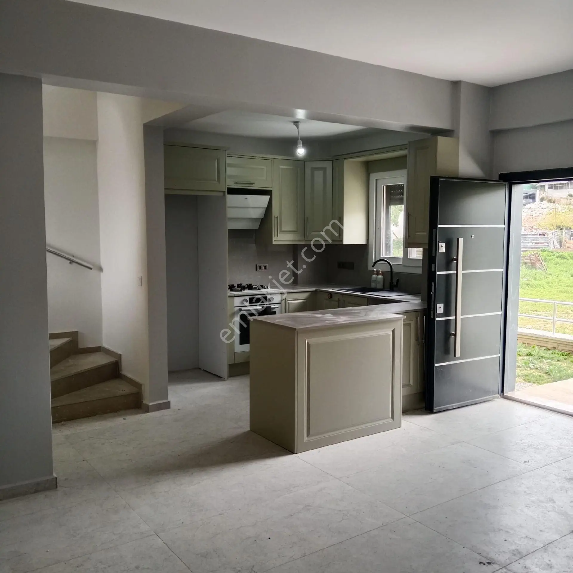 Urla İçmeler’de Deniz Havasında Yaşam Ve Konforlu Villa - Görsel 5