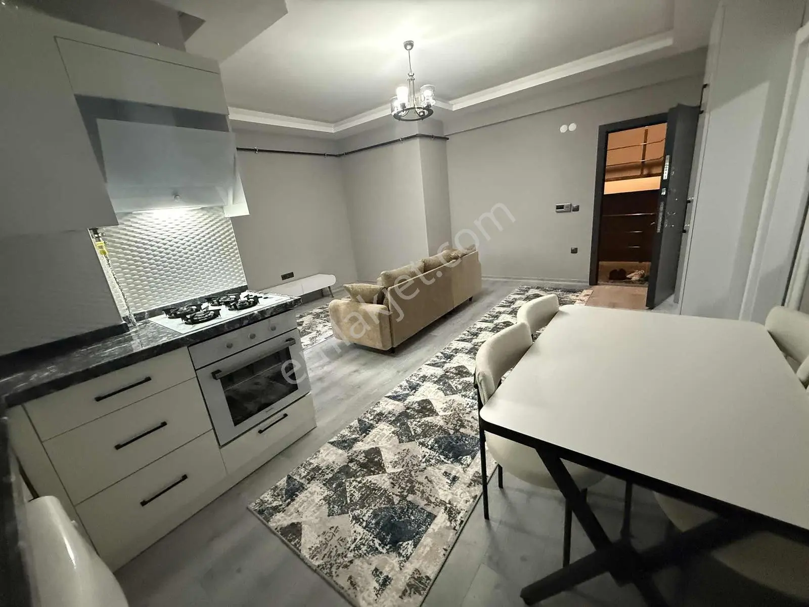 Exper Gayrimenkulden Yeni Şehir Yakını Kiralık Eşyalı Daire