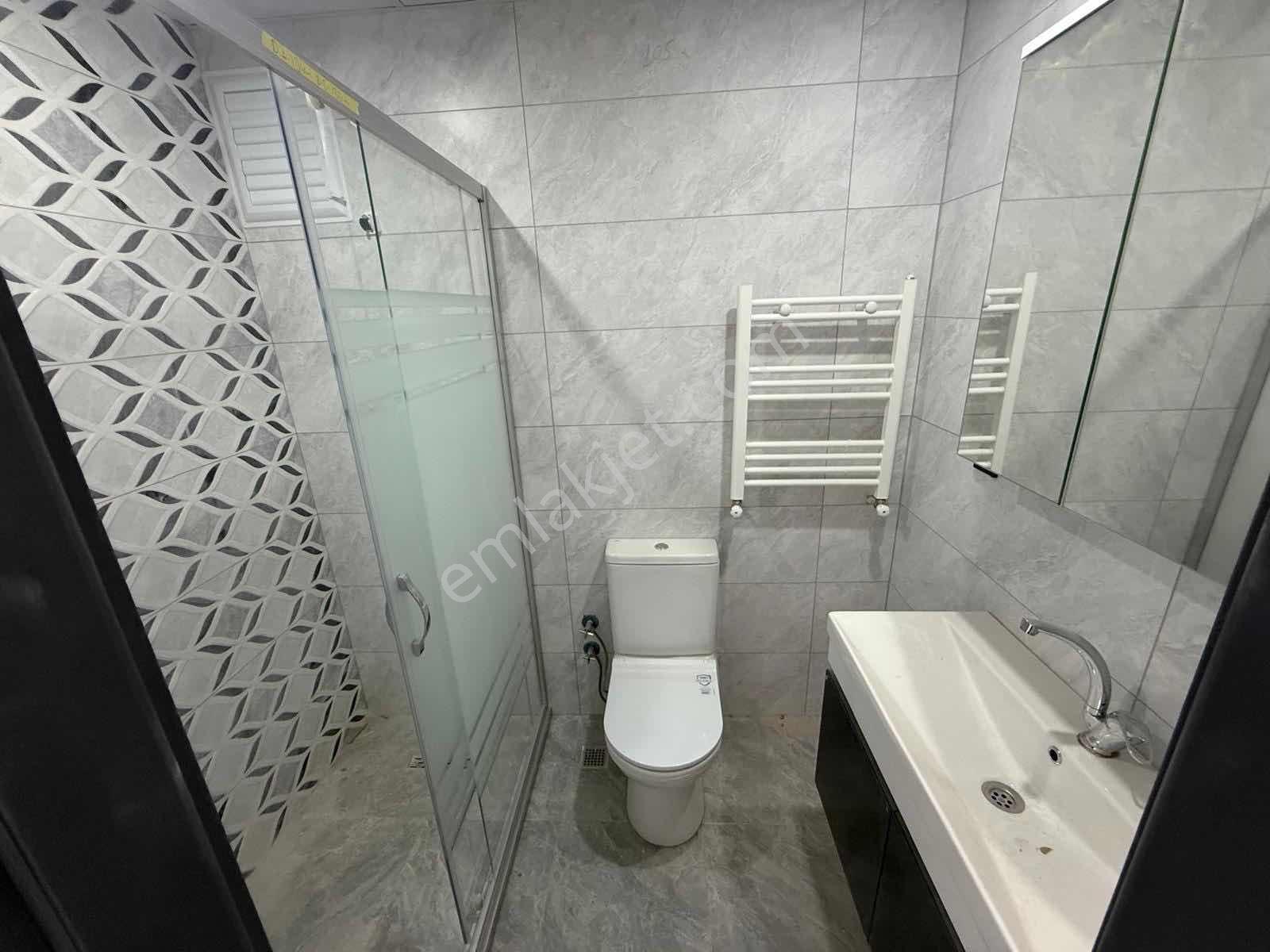 Gümüş Grouptan Hastanenin Arkasında Kiralık 2+1 Daire - Görsel 6