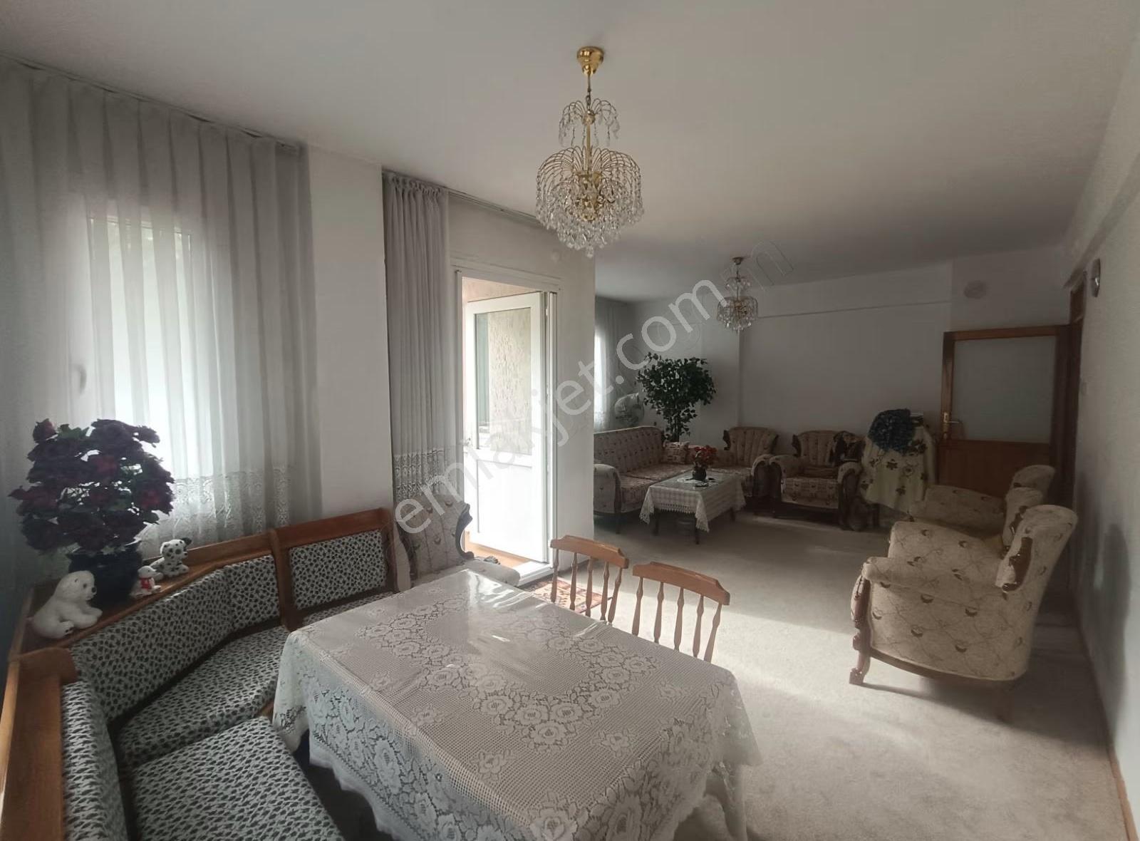 Acısu Caddesi Üzerinde Satılık 3+1 Daire - Görsel 10