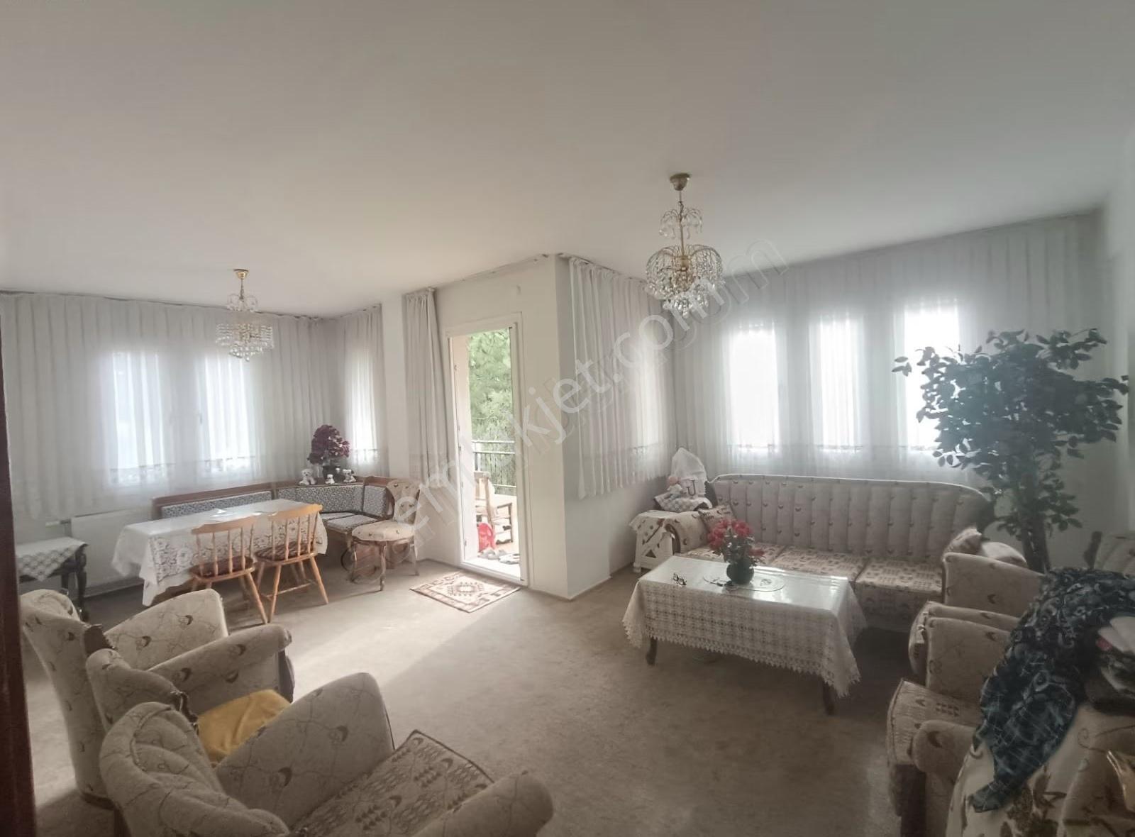 Acısu Caddesi Üzerinde Satılık 3+1 Daire - Görsel 22