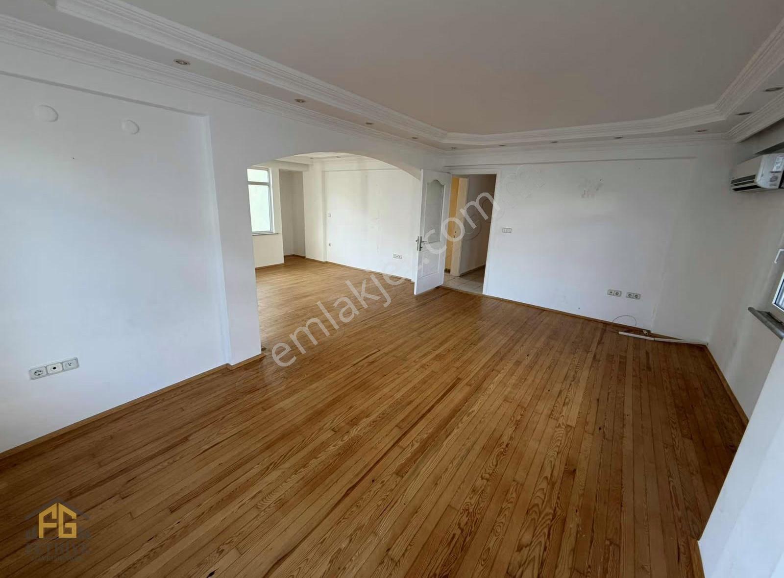 Tuzla Mahallesinde Kiralık 4+1 Eşyasız Daire - Görsel 2