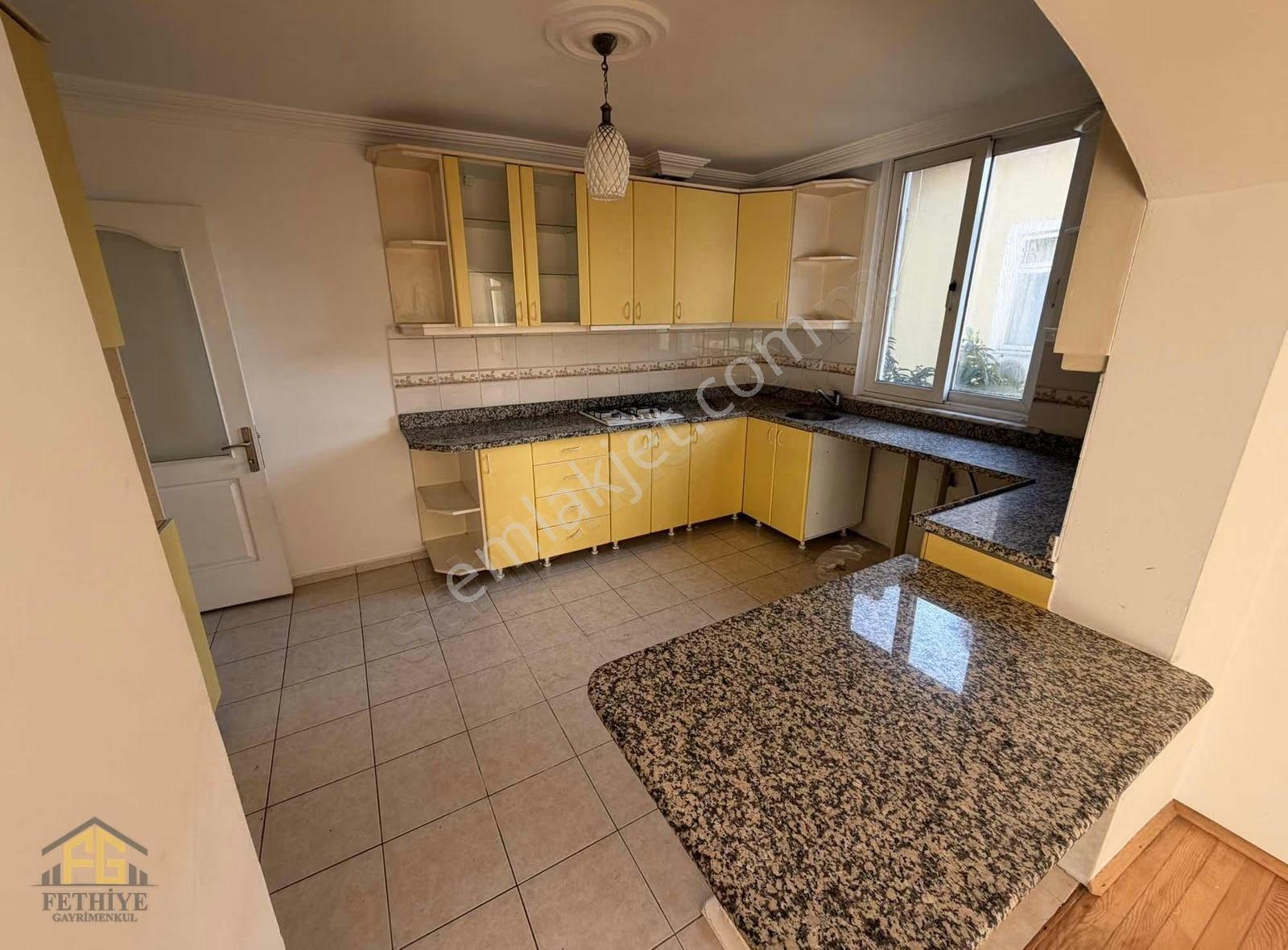 Tuzla Mahallesinde Kiralık 4+1 Eşyasız Daire - Görsel 14