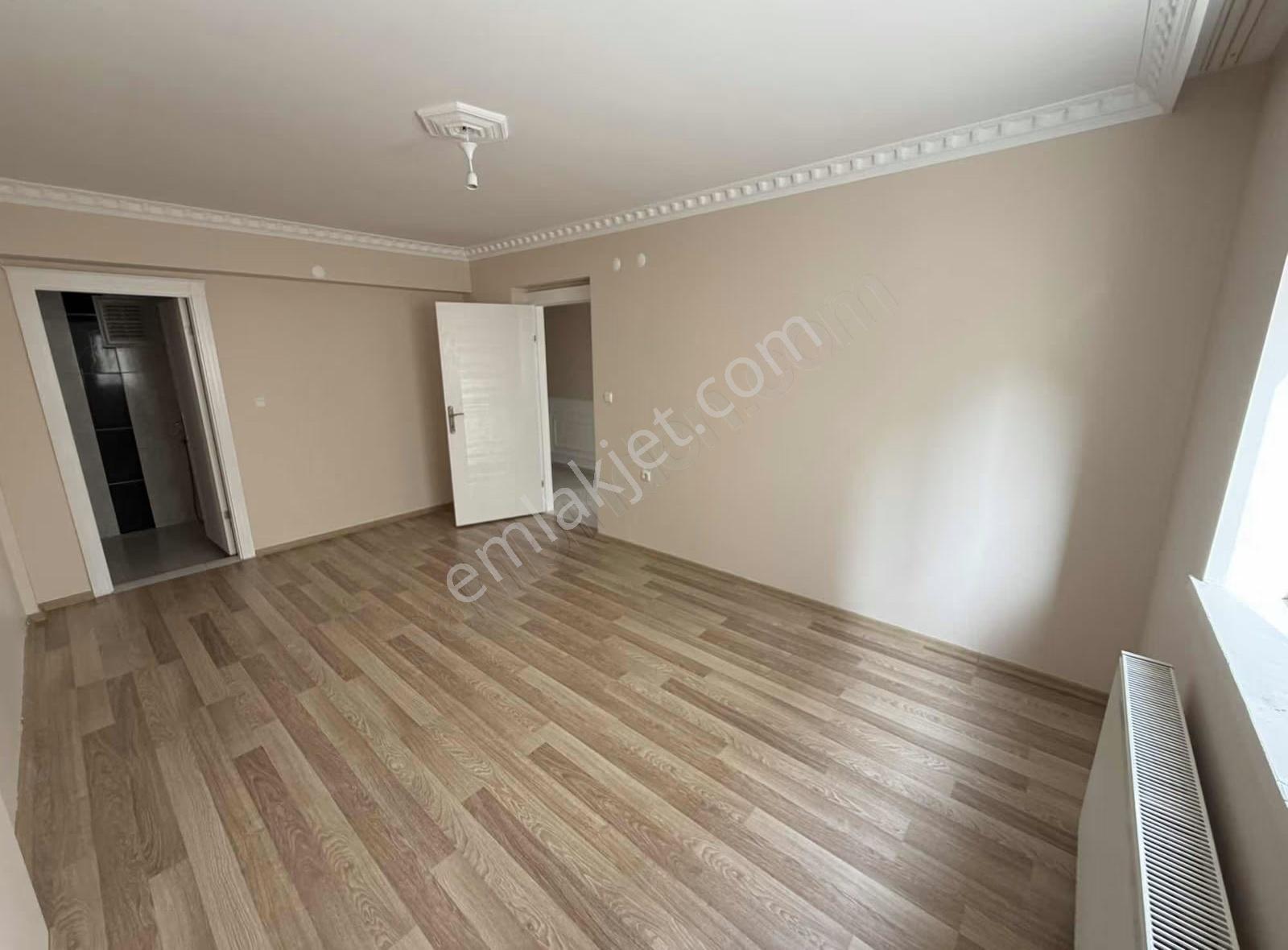 Derman'dan*kat Konumunda*3+1*135m2*asansörlü*ebeveny+kiler* - Görsel 6