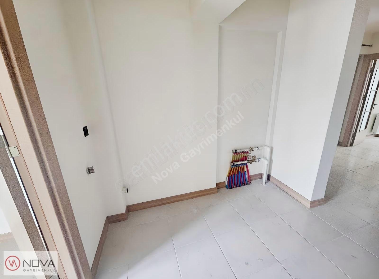Ataşehir Toki Konutlarında Geniş Kiralık 3+1 - Görsel 19