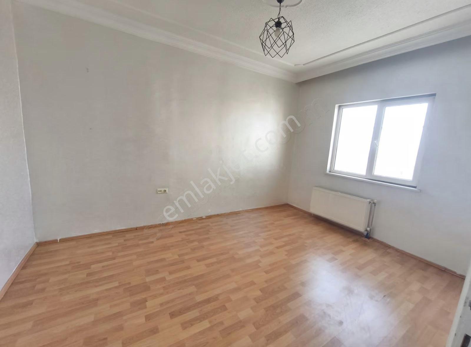 Seyran Emlaktan Toki C Bloklarda Satlık Bakımlı 3+1 Boş Daire - Görsel 9
