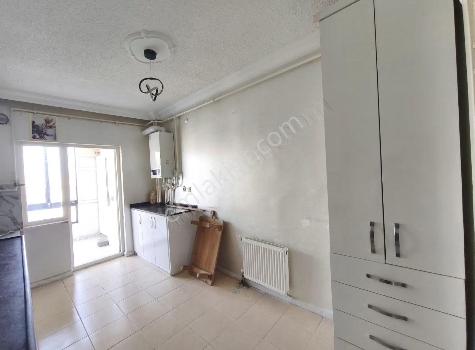 Seyran Emlaktan Toki C Bloklarda Satlık Bakımlı 3+1 Boş Daire - Görsel 26