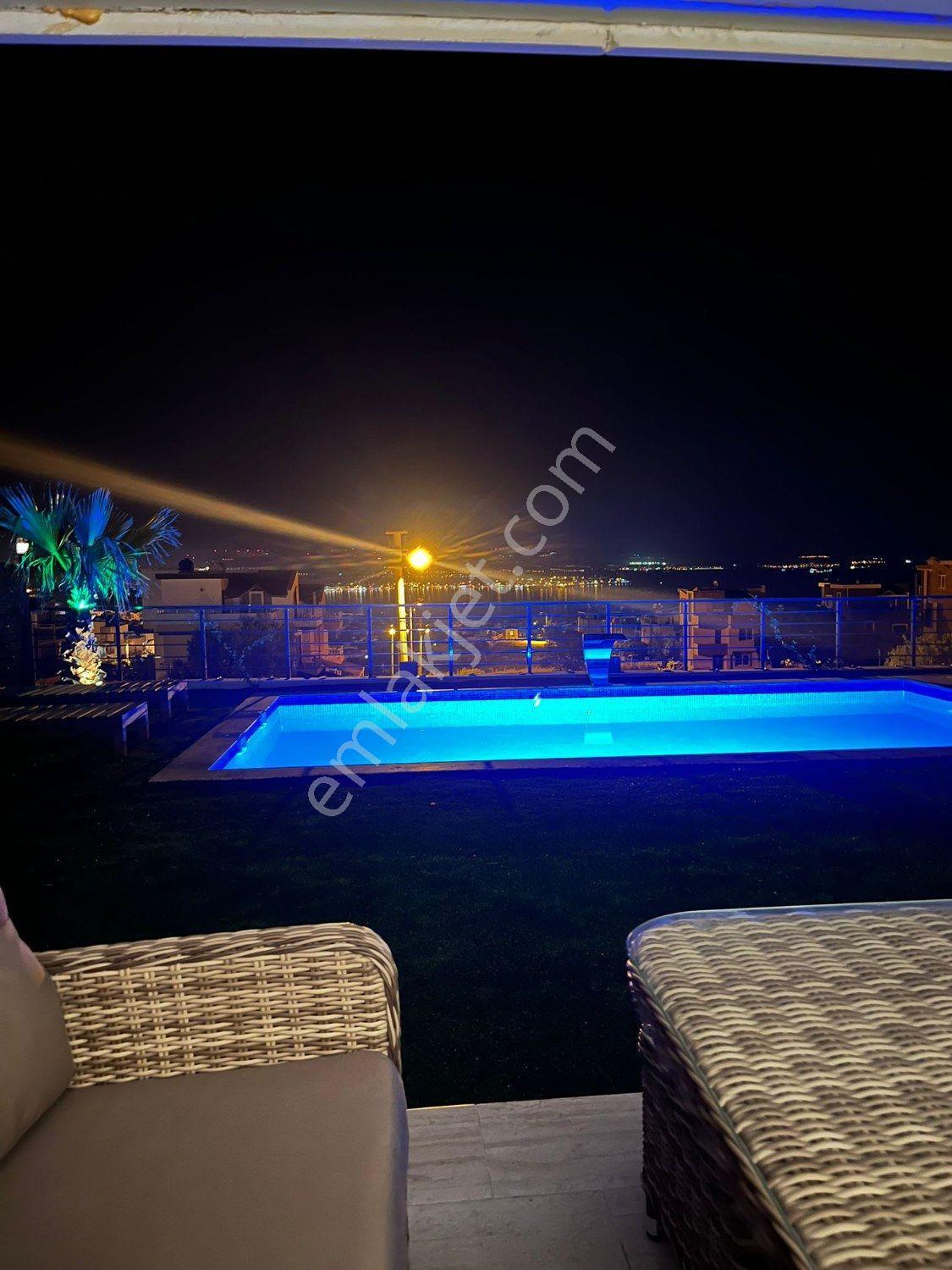 Çandarlı Panorama Villalarında Özel Havuzlu Lüks Dubleks Villa - Görsel 20