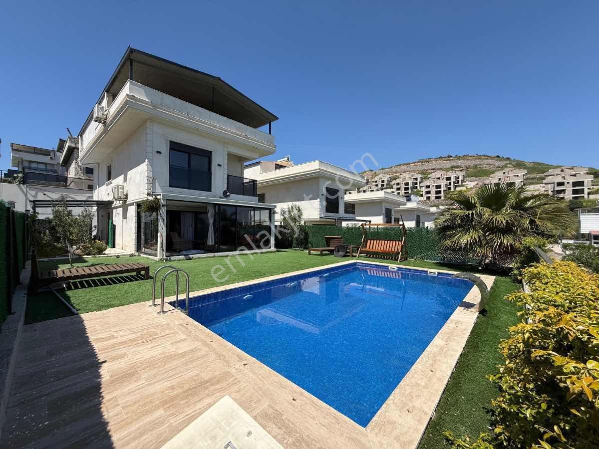 Çandarlı Panorama Villalarında Özel Havuzlu Lüks Dubleks Villa - Görsel 13