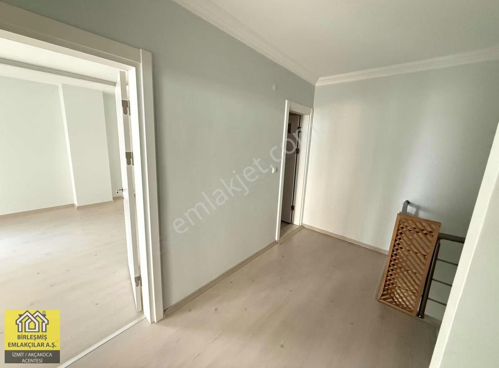 Derince Dumlupınar Mah. 3+1 120 M2 Bahçe Dublex Kiralık Daire - Görsel 2