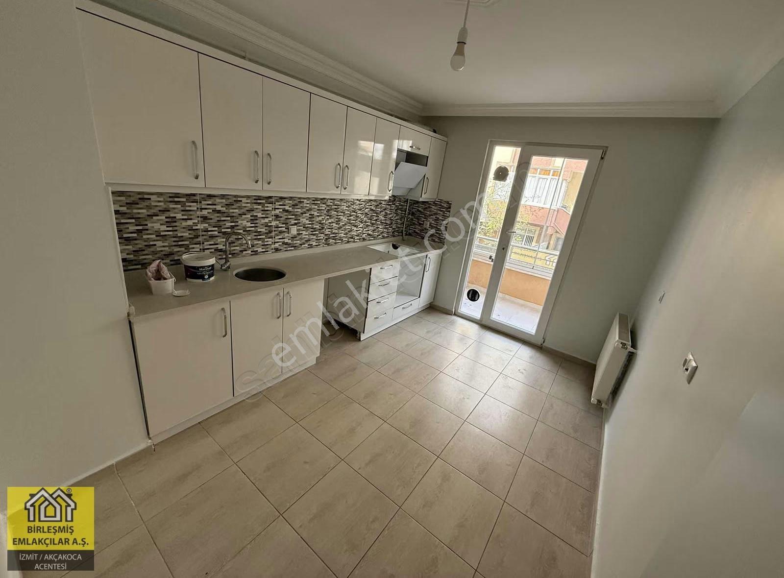 Derince Dumlupınar Mah. 3+1 120 M2 Bahçe Dublex Kiralık Daire - Görsel 24