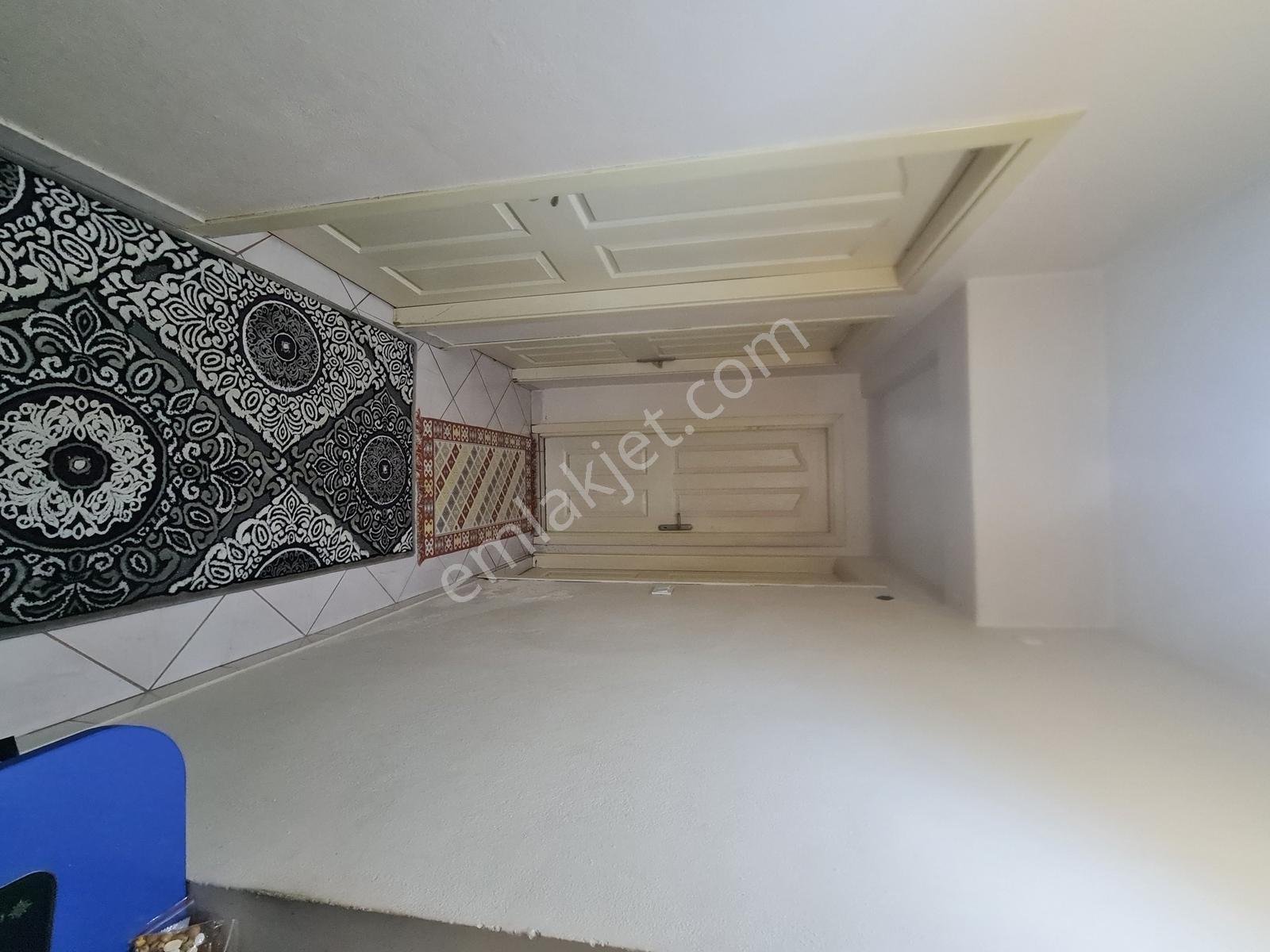 Gop Mevlana Mahallesinde 2+1 Geniş 1.kat Kapalı Otoparklı Daire - Görsel 32