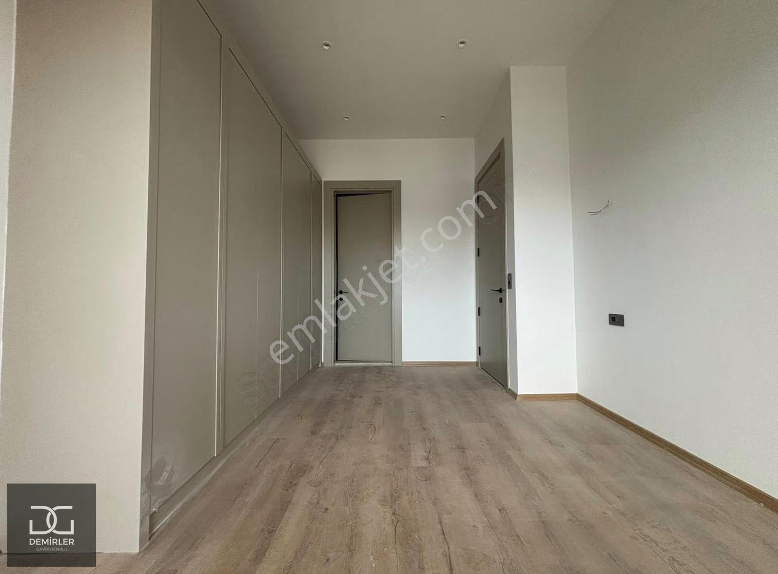 Demirler'den Selçukbey'de Pişirme Mutfaklı Site Konsept Lüks 3+1 - Görsel 10