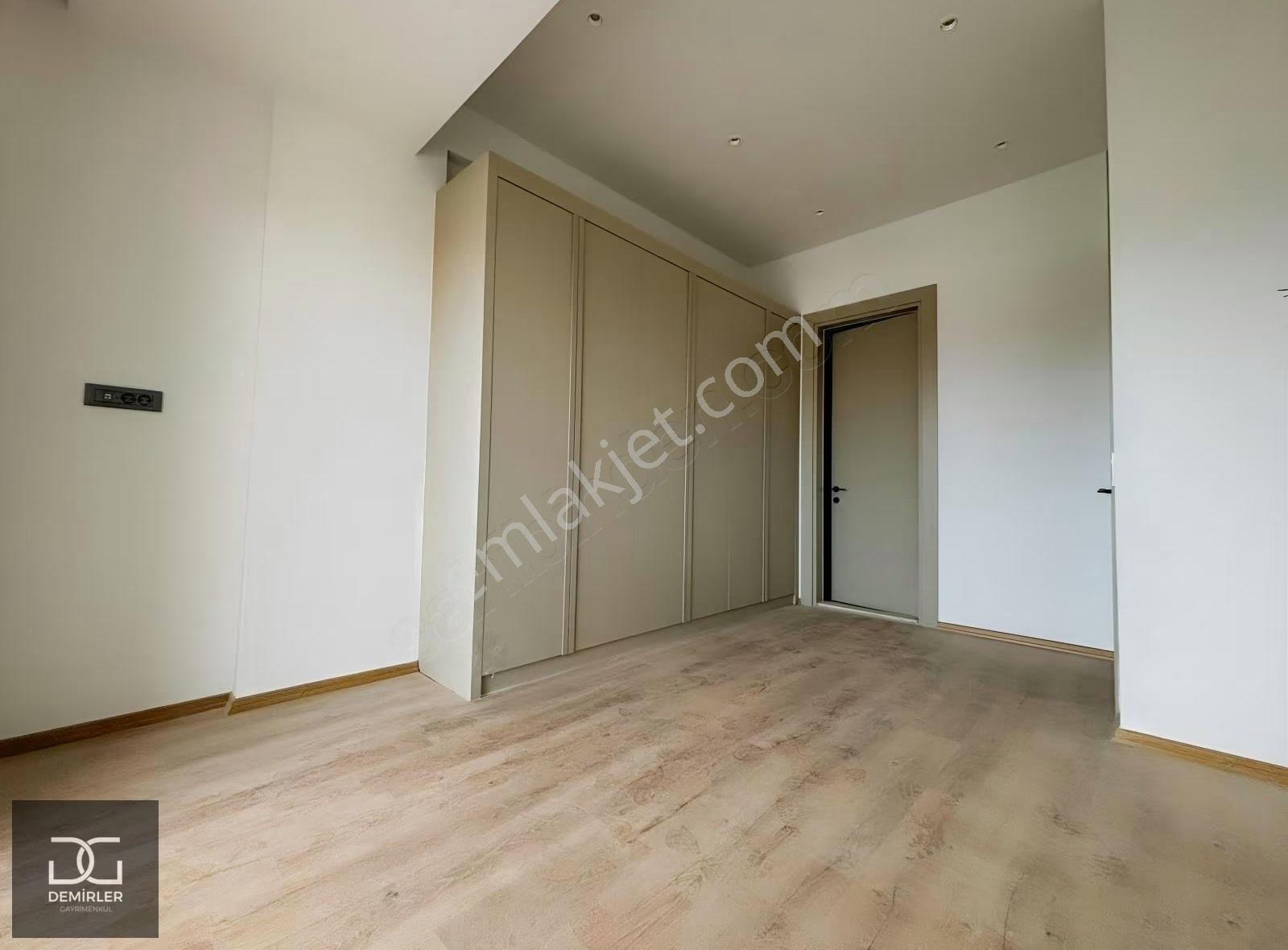 Demirler'den Selçukbey'de Pişirme Mutfaklı Site Konsept Lüks 3+1 - Görsel 27