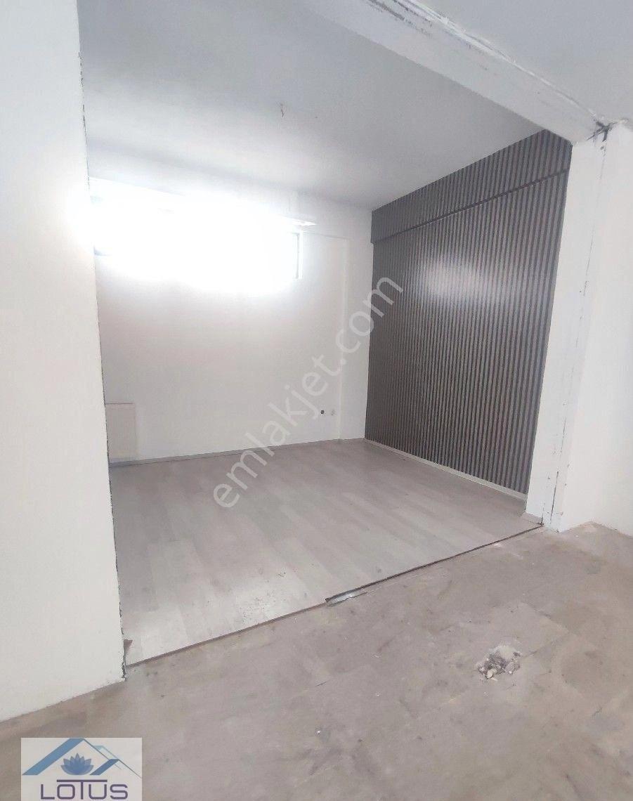 Kiralık 255 M2 Zemin İşyeri Anayol Üzeri - Görsel 13
