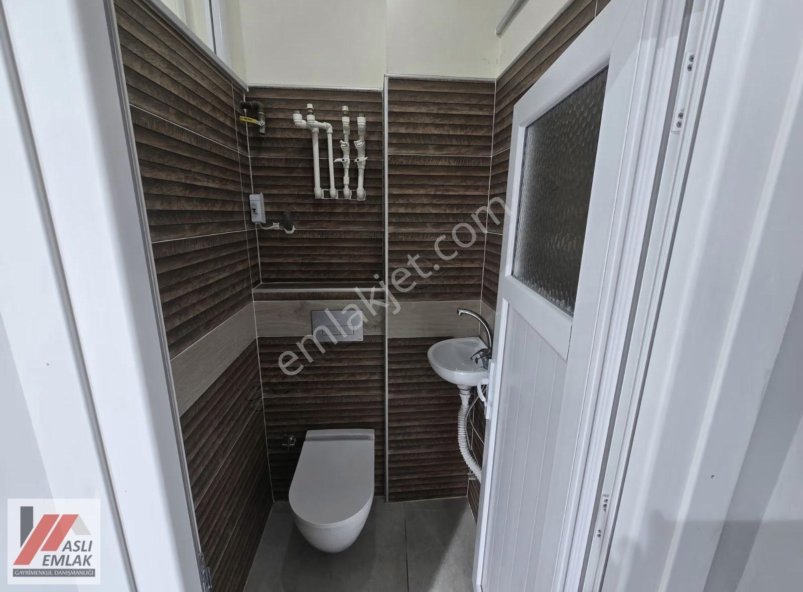 Sağlık Ocağı Karşısında, 75. Yıl'da Kiralık Dükkan (55m²) - Görsel 7