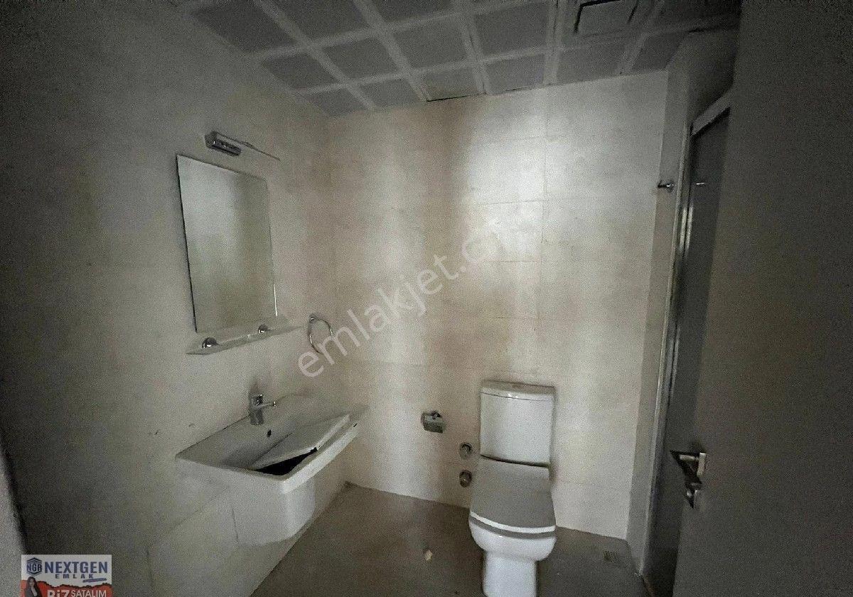 Atatürk Caddesinde Köprü Başında 2+1 Doğal Gazlı Kiralık Daire - Görsel 13
