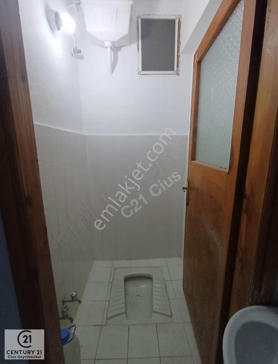 C21 Cius; Orhangazi Cadde Cepheli 3+1 Kiralık Daire - Görsel 24