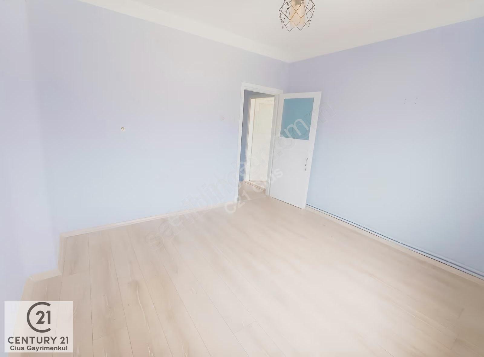 C21 Cius; Orhangazi Cadde Cepheli 3+1 Kiralık Daire - Görsel 18