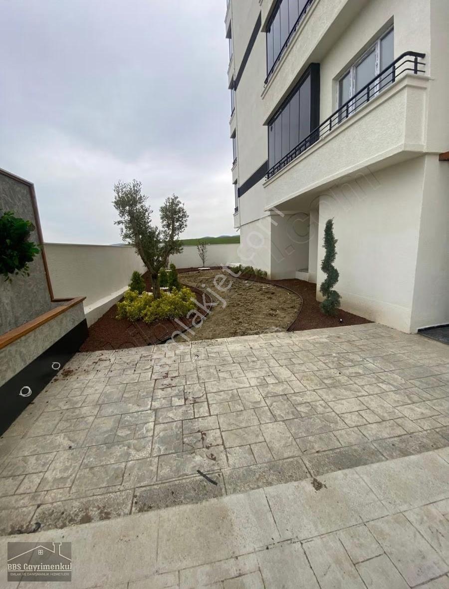 Keşanın Yeni Gözde Mahallesinde Lüks Eşyalı 1+1 Ara Kat Daire - Görsel 12