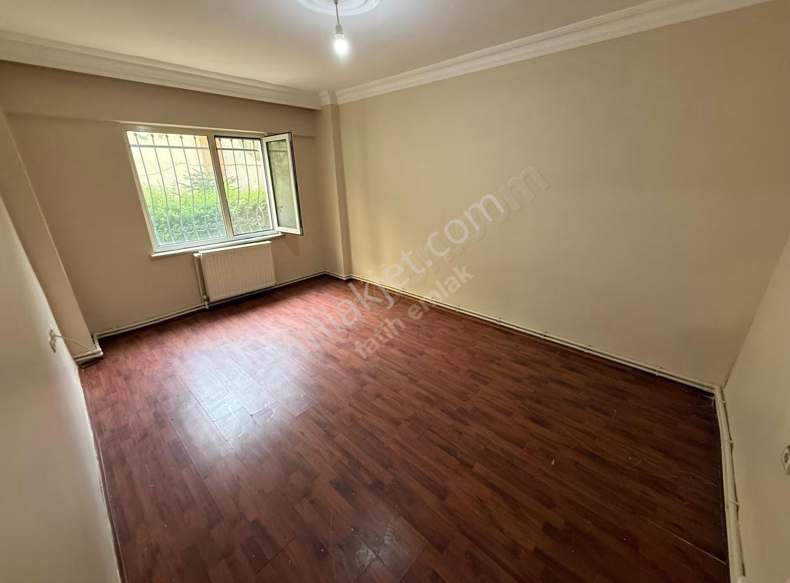 Alipaşa Mahallesinde Kiralık 3+1 Site İçerisinde - Görsel 17