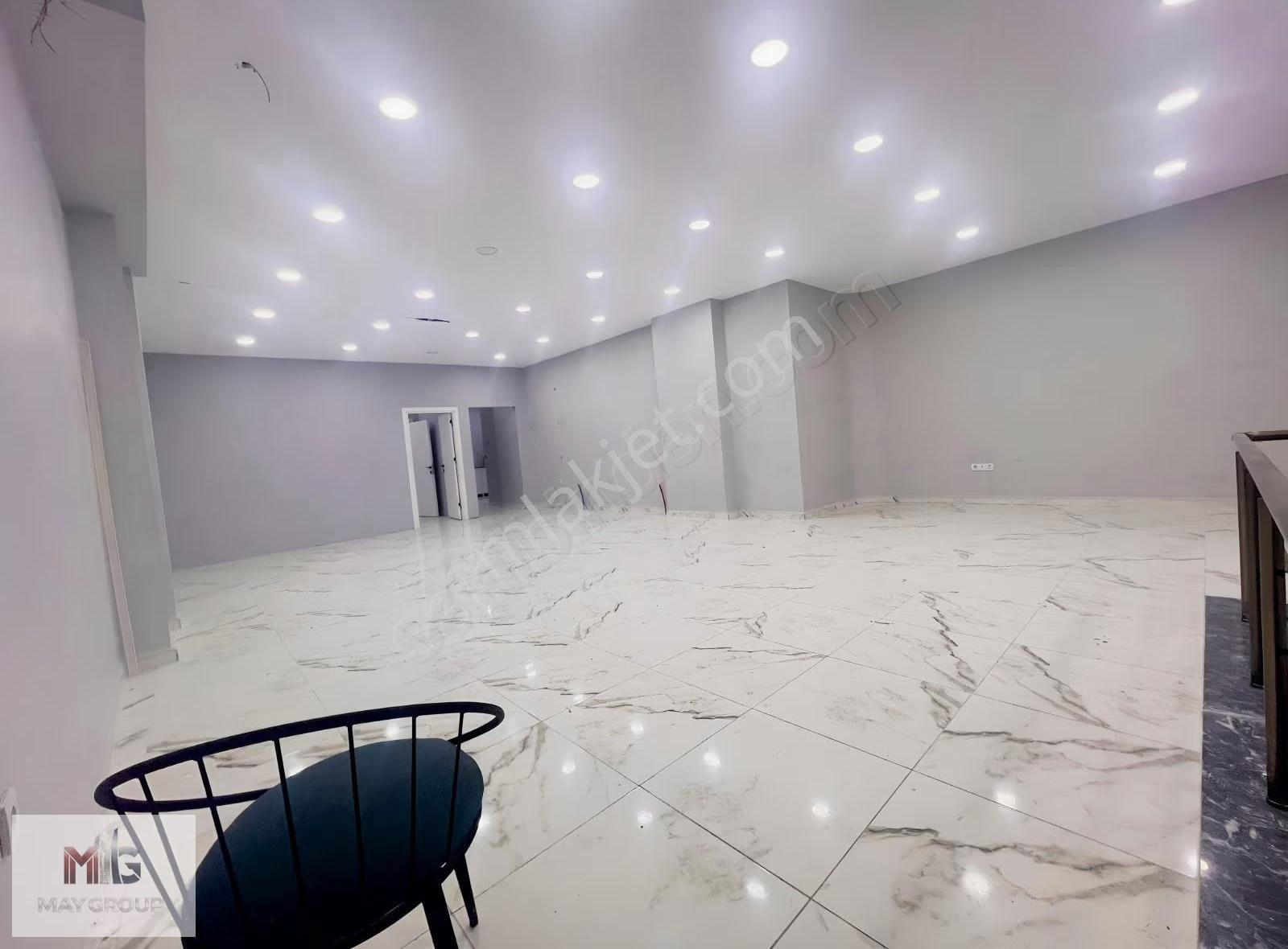 May Group'dan Çırpıcı'da 400m2 Kiralık 2 Katlı Dükkan - Görsel 2